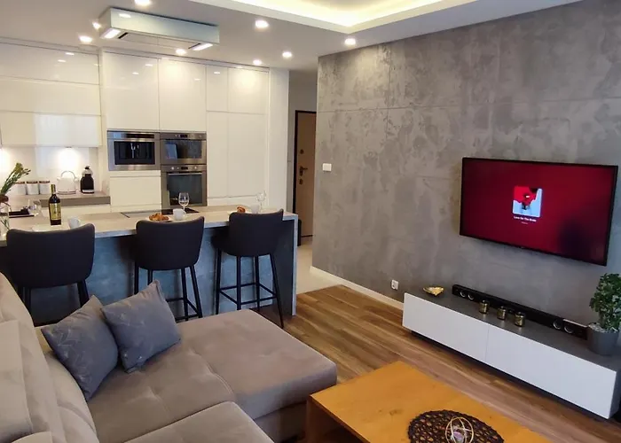 Gold Apartments Penthouse